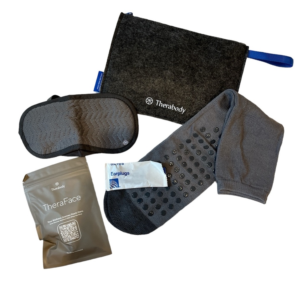 Therabody Travel Kit